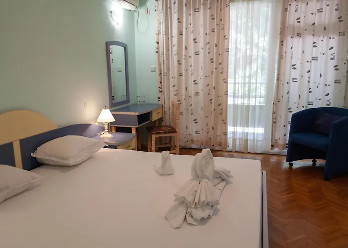 Adis فندق غولدن ساندز