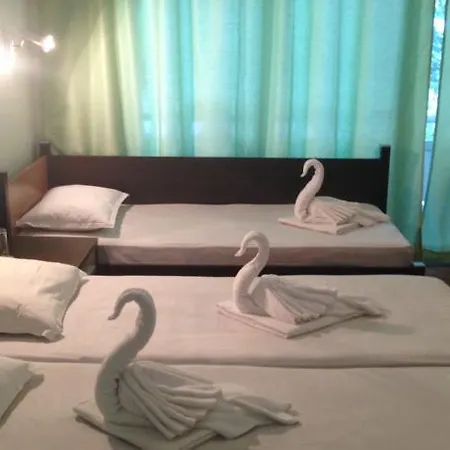 Adis Otel Altın Kumlar